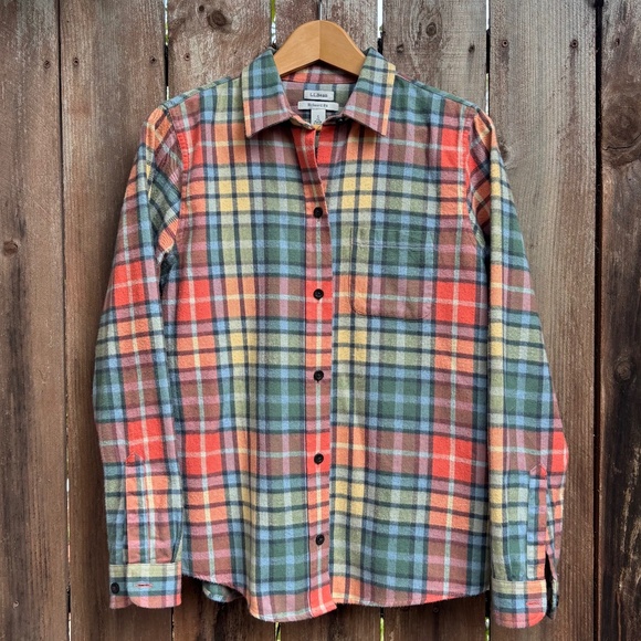 L.L. BEAN Women’s Scotch Plaid Flannel Shirt Relaxed, Washed Buchanan S - Picture 3 of 6